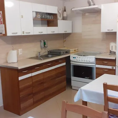 Ambra * 스클라르스카포렘바