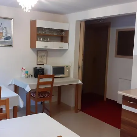 Ambra Homestay