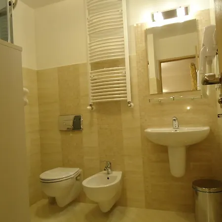 Ambra * 스클라르스카포렘바