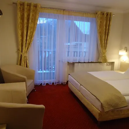 Ambra * 스클라르스카포렘바